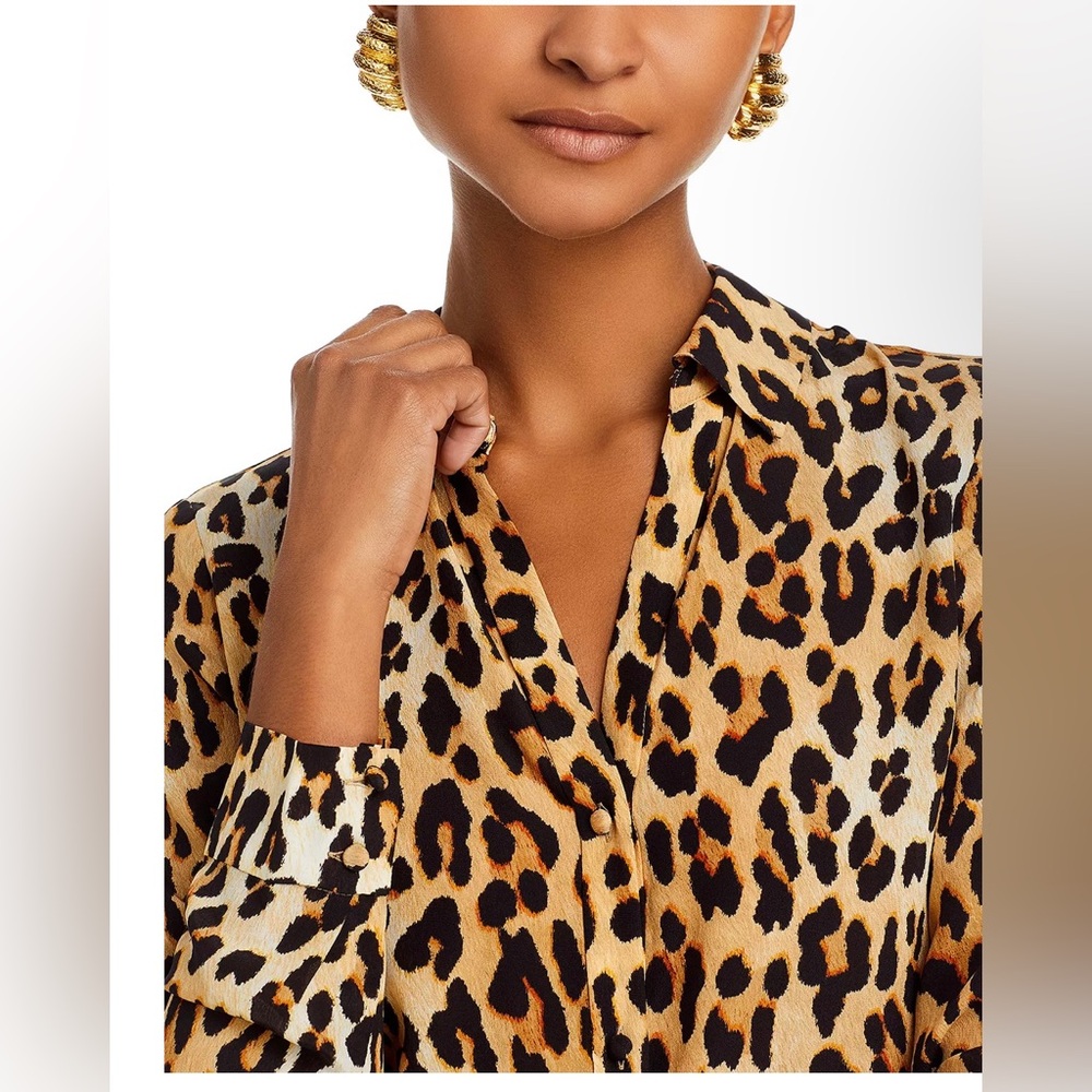 Alice and Olivia Cheetah Print Blouse. Size XXS.